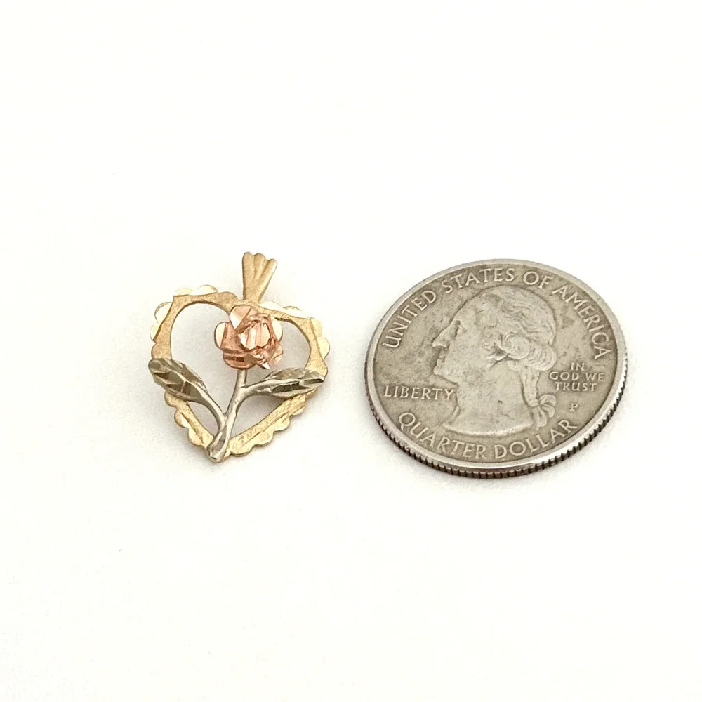 Vintage 14K Gold Heart Flower Tricolor Yellow Rose White Gold Charm Pendant